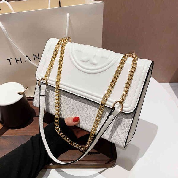 factory outlet 2022 new women's color matching chain small square single shoulder messenger bag cover type soft face foreign style and